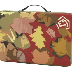 E9 - Break - Crashpad Sale