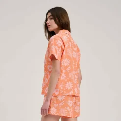 Best Santa Cruz - Women's Take A Trip Shirt - Bluse Apricot Trip Repeat