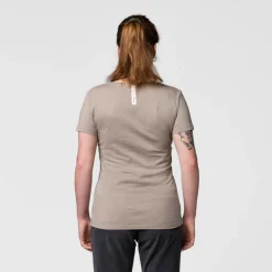 Wild Country - Women's Stamina - T-Shirt Hot